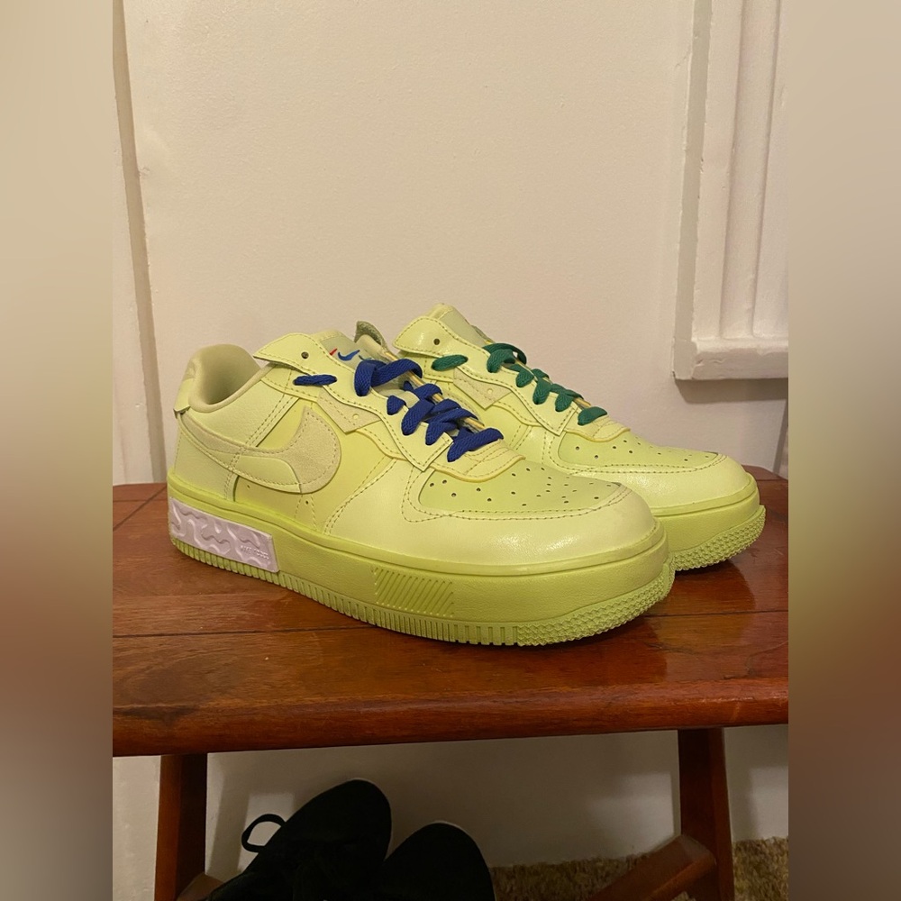 Nike Women’s Air Force 1 Fontanka Size 9.5 Neon Yellow